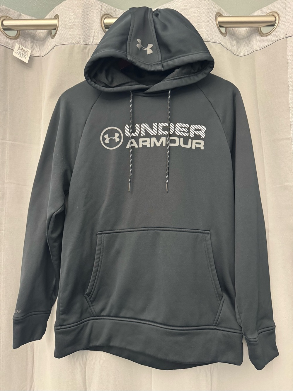 Under Armour Men’s Loose Coldgear - size small